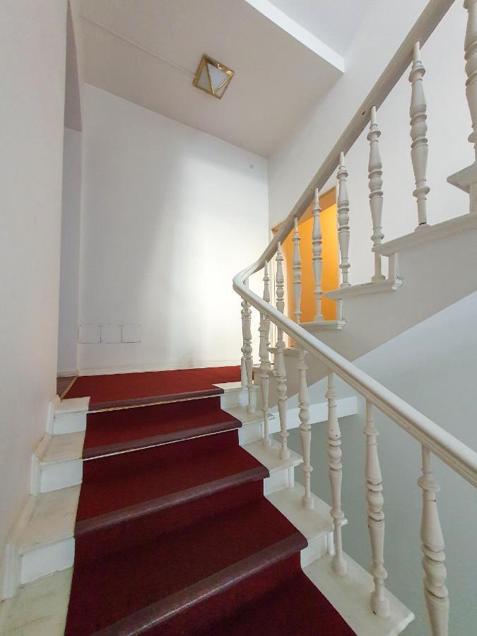Cityapartment - 53 M², 2 Zimmer, Zentral, Netflix, Kueche, Waschmaschine Cottbus Luaran gambar