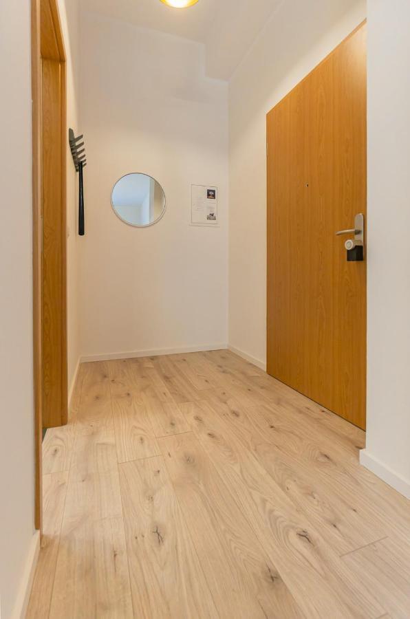 Cityapartment - 53 M², 2 Zimmer, Zentral, Netflix, Kueche, Waschmaschine Cottbus Luaran gambar